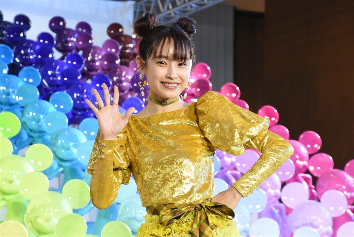 高橋愛、ミッキー風お団子ツインヘアを披露