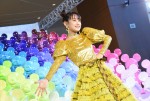 「ディズニー ミッキー90周年 マジック オブ カラー」オープニングセレモニーに登壇した高橋愛