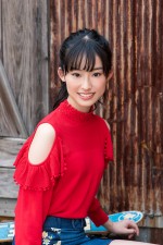 『井本彩花2019年カレンダー』先行カット