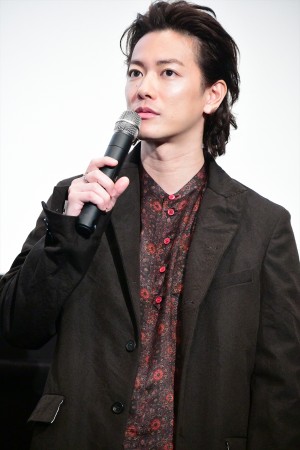 映画『ハード・コア』公開直前!!完成披露試写会に登場した佐藤健