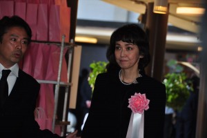「さくらももこさん ありがとうの会」に参列した賀来千香子