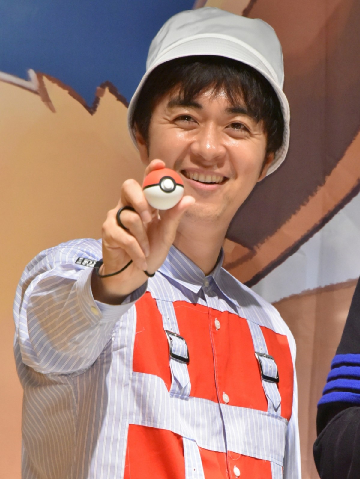 あばれる君、新作「ポケモン」ゲームに夢中　子供たち前に「終電まで！」