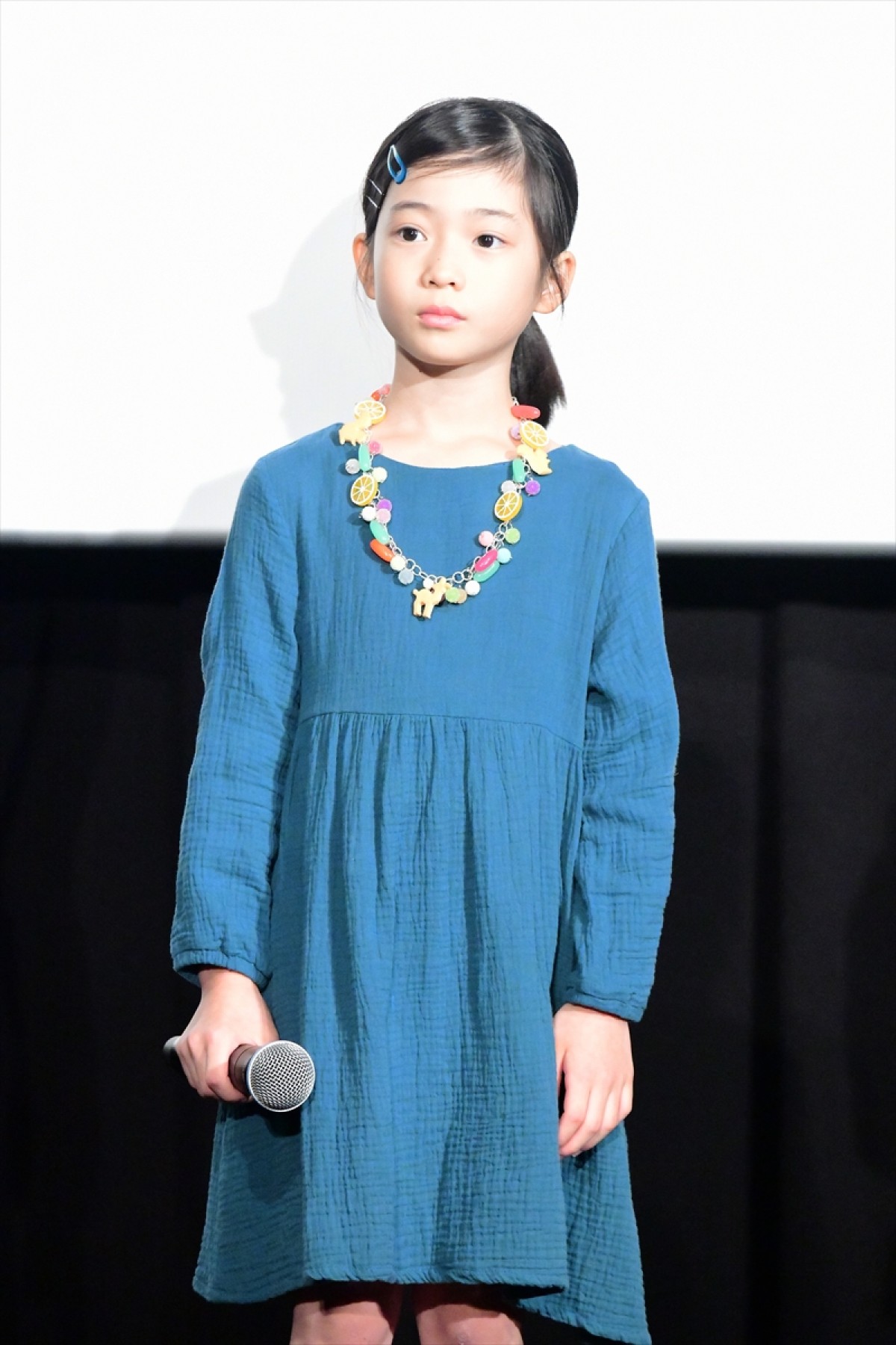 遠藤憲一、子役の白鳥玉季に「女を振りまかずに済むから楽」と評される