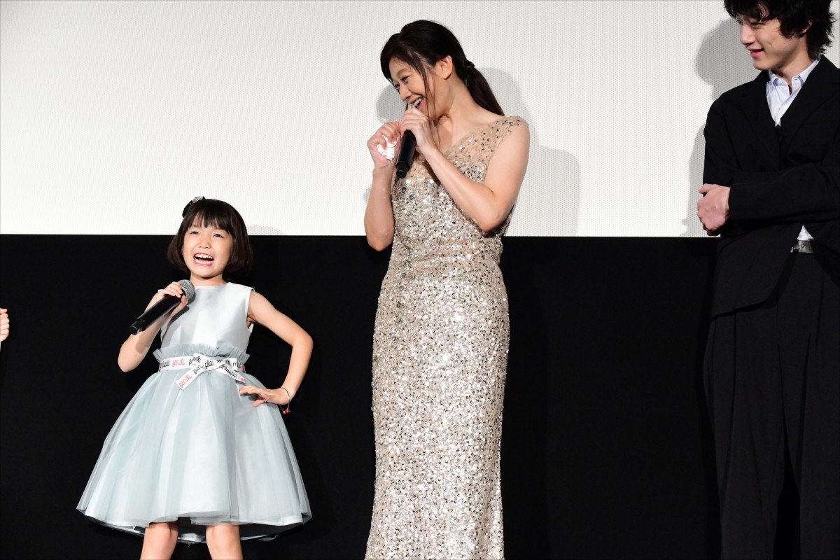 篠原涼子、子役のサプライズに涙するも「派手でごめんね（笑）」