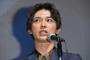 「第10回TAMA映画賞」授賞式に登場した吉沢亮