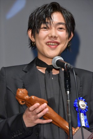 「第10回TAMA映画賞」授賞式に登場した吉村界人