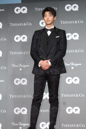 「GQ MEN OF THE YEAR 2018」授賞式・記者発表会に登場した竹内涼真