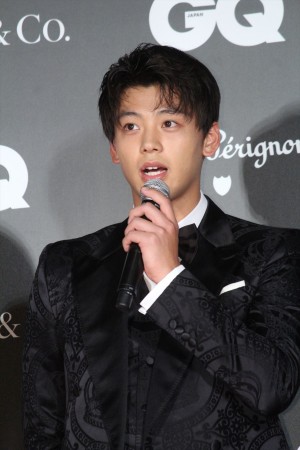 「GQ MEN OF THE YEAR 2018」授賞式・記者発表会に登場した竹内涼真