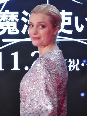 映画『ファンタスティック・ビーストと黒い魔法使いの誕生』ワールドツアーファイナルプレミアinJAPAN レッドカーペットイベントに登場したアリソン・スドル