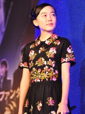 映画『ファンタスティック・ビーストと黒い魔法使いの誕生』ワールドツアーファイナルプレミアinJAPAN レッドカーペットイベントに登場した芦田愛菜