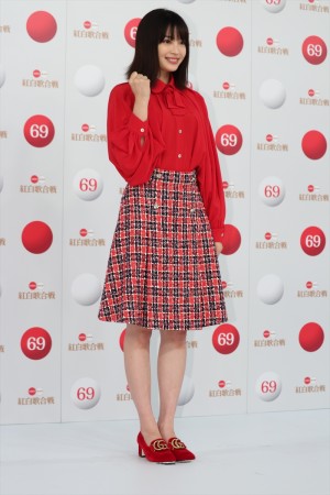 『第69回NHK紅白歌合戦』司会者取材会に登壇した広瀬すず