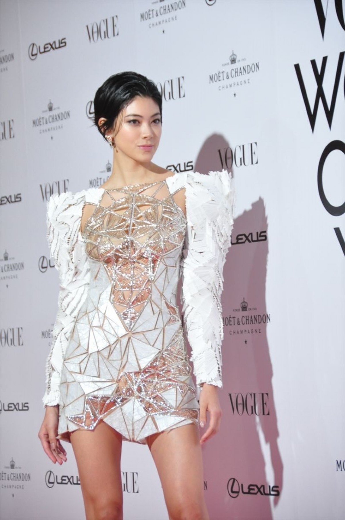 中村アン、21歳のときインターン面接を受けた「VOGUE」に表彰され感無量
