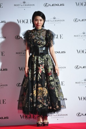 VOGUE JAPAN WOMEN OF THE YEAR 2018 授賞式・記者会見に登場した松本穂香