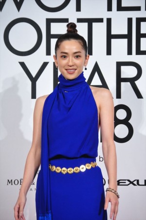 VOGUE JAPAN WOMEN OF THE YEAR 2018 授賞式・記者会見に登場した中村アン