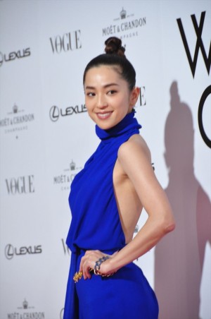VOGUE JAPAN WOMEN OF THE YEAR 2018 授賞式・記者会見に登場した中村アン