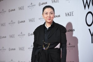 VOGUE JAPAN WOMEN OF THE YEAR 2018 授賞式・記者会見に登場した梶芽衣子