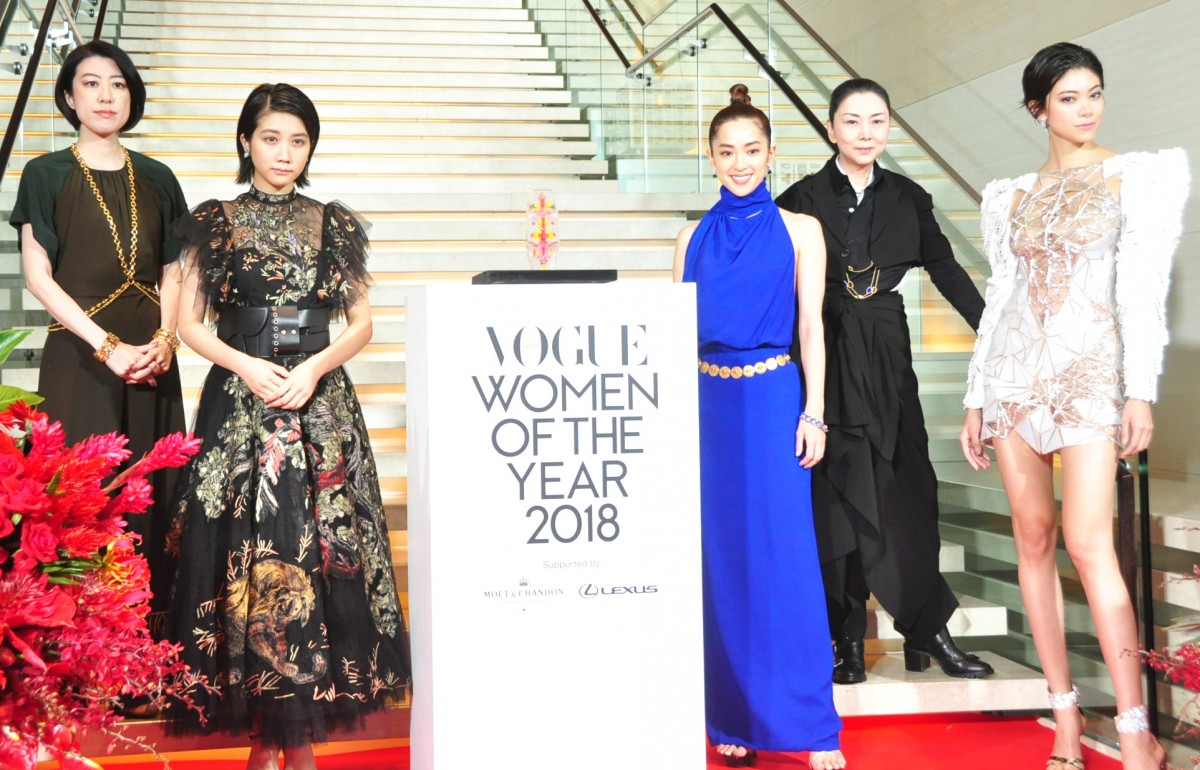中村アン、21歳のときインターン面接を受けた「VOGUE」に表彰され感無量