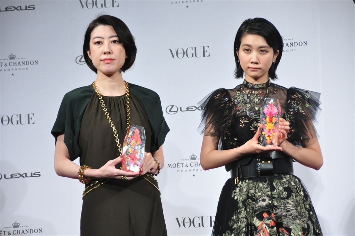 中村アン、21歳のときインターン面接を受けた「VOGUE」に表彰され感無量