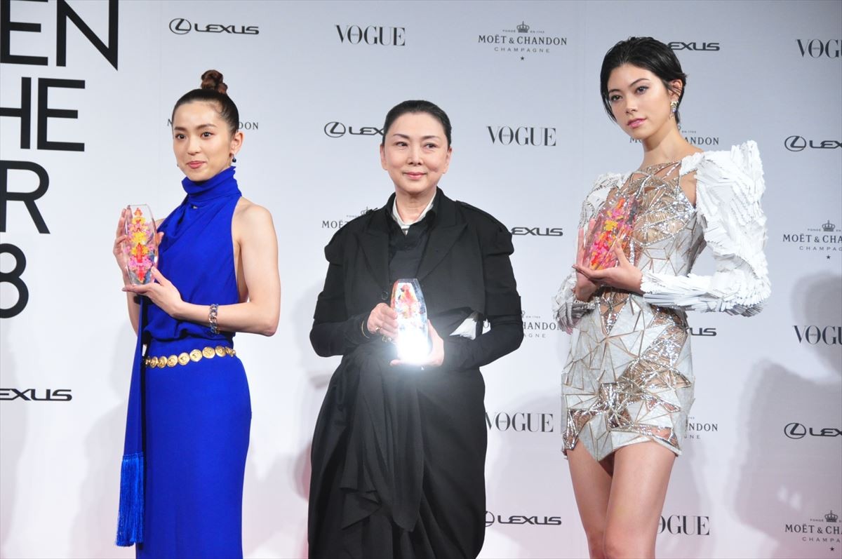 中村アン、21歳のときインターン面接を受けた「VOGUE」に表彰され感無量