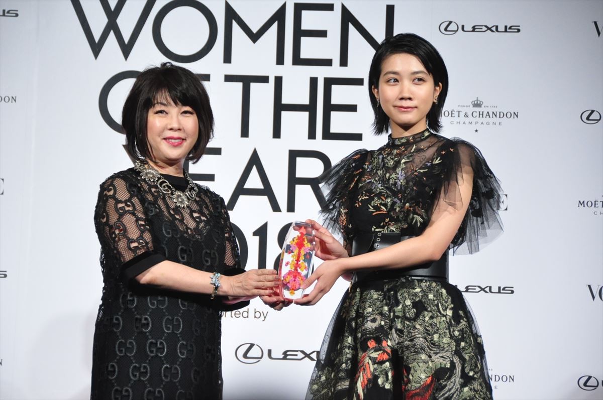 中村アン、21歳のときインターン面接を受けた「VOGUE」に表彰され感無量