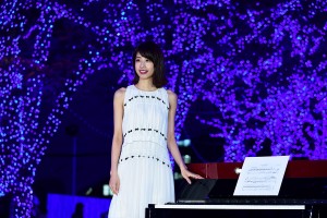 『青の洞窟 SHIBUYA』点灯式に登場した加藤綾子