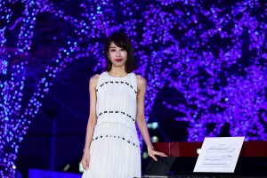 『青の洞窟 SHIBUYA』点灯式に登場した加藤綾子