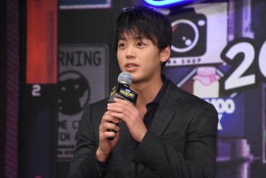 映画『名探偵ピカチュウ』製作報告会見に登壇した竹内涼真