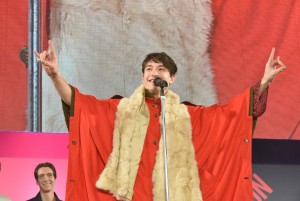 「東京コミコン2018」プレスプレビュー＆オープニングイベントに登場したエズラ・ミラー