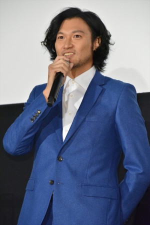 映画『かぞくいろ‐RAILWAYS わたしたちの出発‐』初日舞台挨拶に登壇した青木崇高