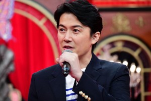 福山雅治、『生田家の朝』制作発表会見に出席