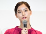 新木優子から中島裕翔へのキスに視聴者「美しい」 『SUITS／スーツ』第9話 