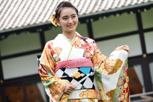 2019年オスカープロモーション晴れ着撮影会に登場した岡田結実