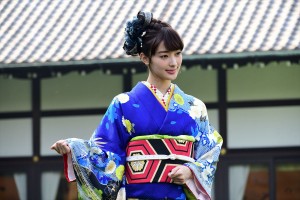 2019年オスカープロモーション晴れ着撮影会に登場した宮本茉由