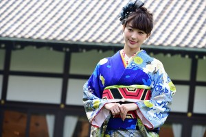 2019年オスカープロモーション晴れ着撮影会に登場した宮本茉由