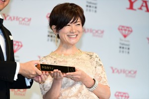 「Yahoo！検索大賞2018」発表会に登場した小林由美子