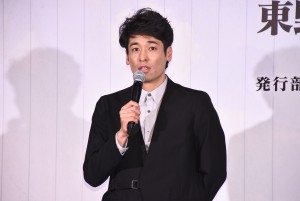 『東野圭吾 手紙』記者会見に登壇した佐藤隆太