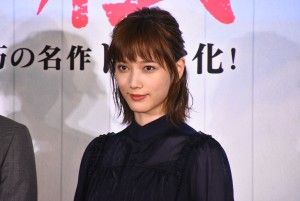 『東野圭吾 手紙』記者会見に登壇した本田翼
