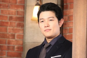 大河ドラマ主演 バトンタッチセレモニーに登場した鈴木亮平