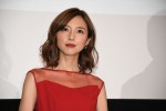 『青の帰り道』初日舞台挨拶に登壇した真野恵里菜