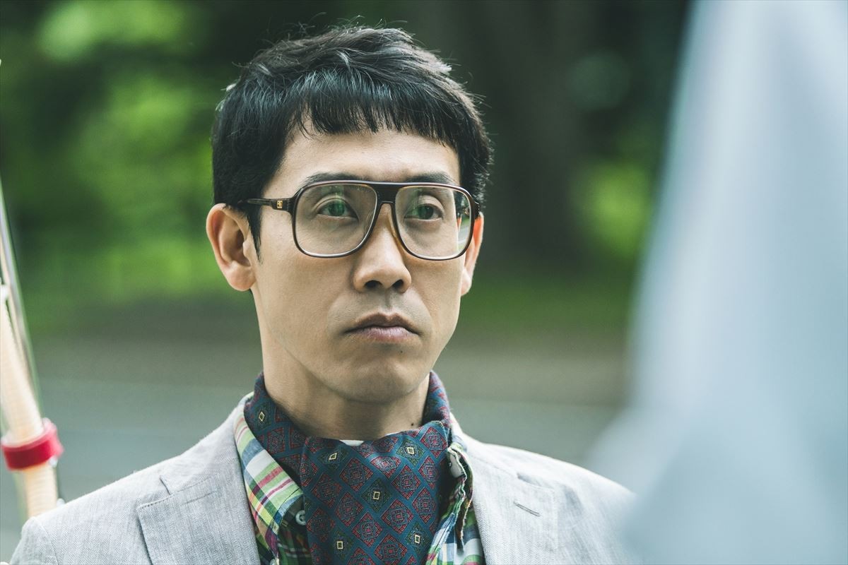 映画『こんな夜更けにバナナかよ 愛しき実話』場面写真