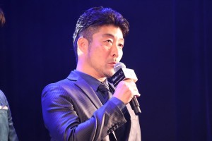 『連続ドラマW 孤高のメス』完成披露試写会に登場した内片輝監督