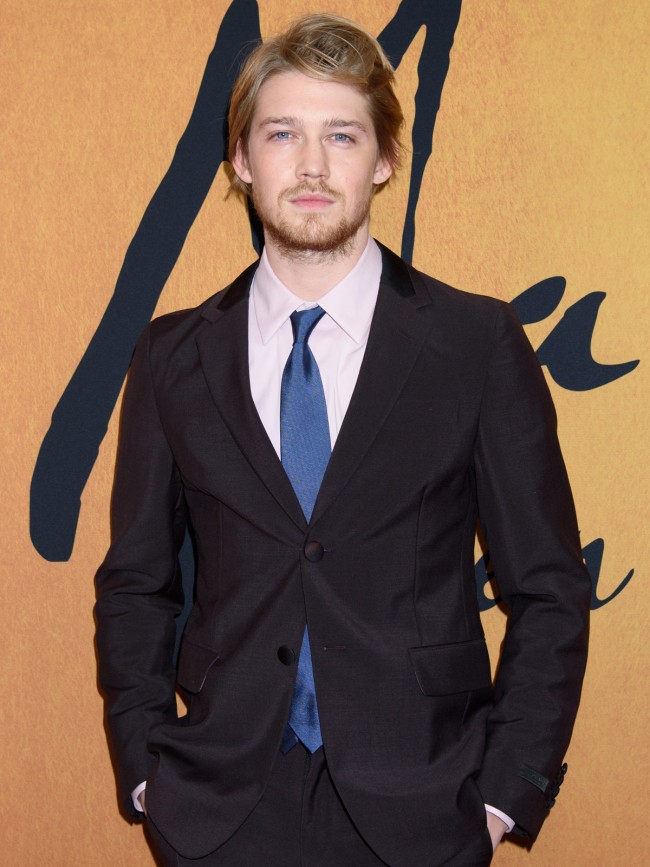 ジョー・アルウィン、Joe Alwyn