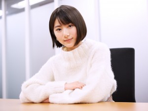 映画『ニセコイ』に出演する池間夏海