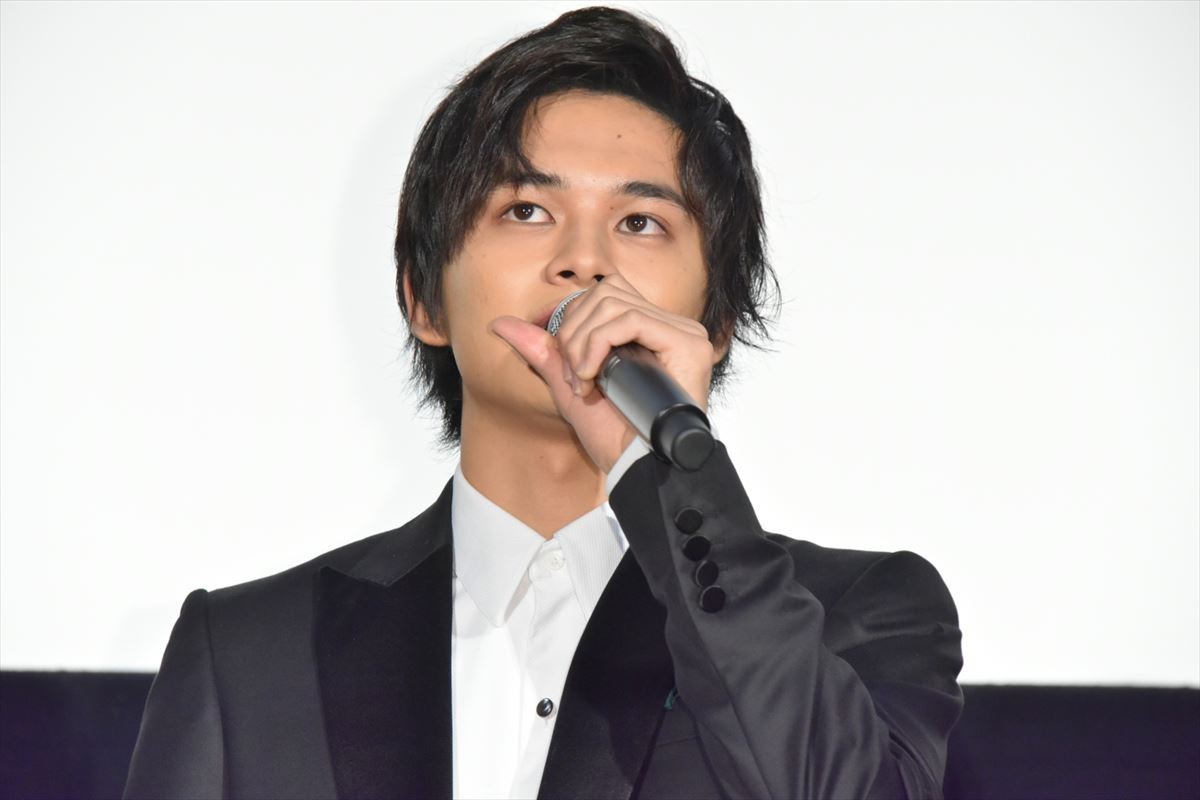 土屋太鳳、“制服卒業”を宣言！ 最新映画『春待つ僕ら』は「集大成」
