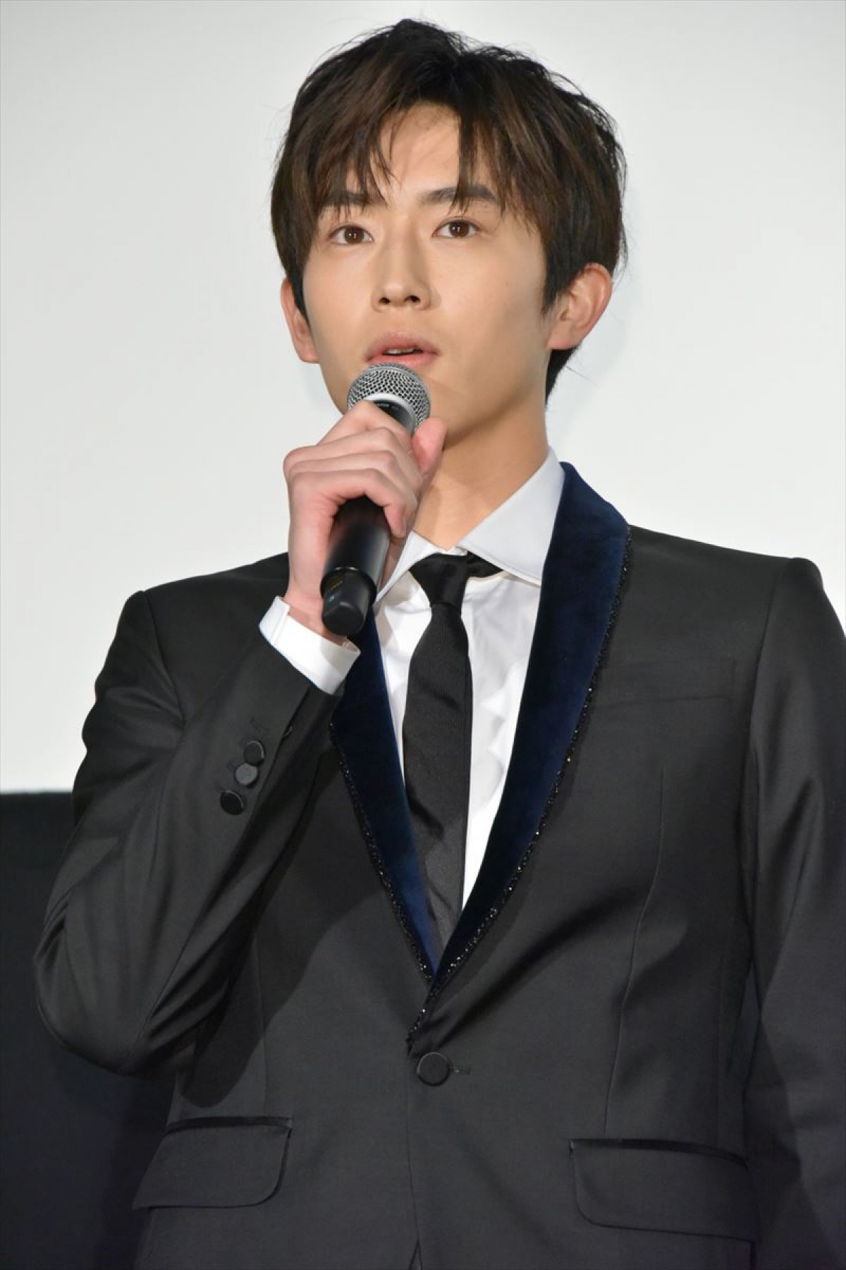 土屋太鳳、“制服卒業”を宣言！ 最新映画『春待つ僕ら』は「集大成」