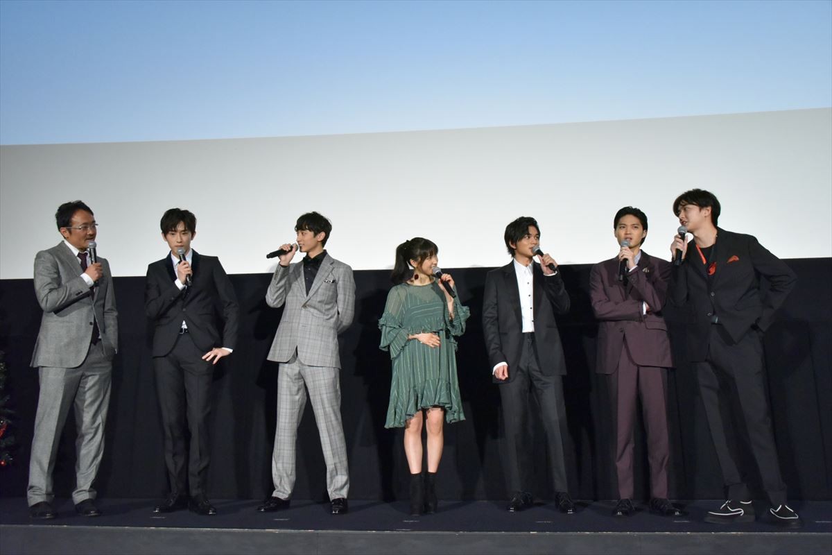 土屋太鳳、“制服卒業”を宣言！ 最新映画『春待つ僕ら』は「集大成」