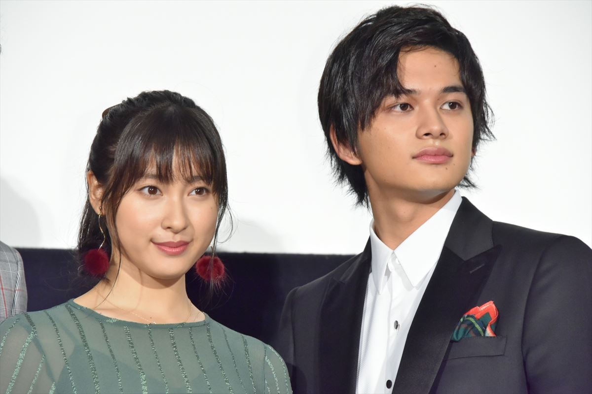 土屋太鳳、“制服卒業”を宣言！ 最新映画『春待つ僕ら』は「集大成」
