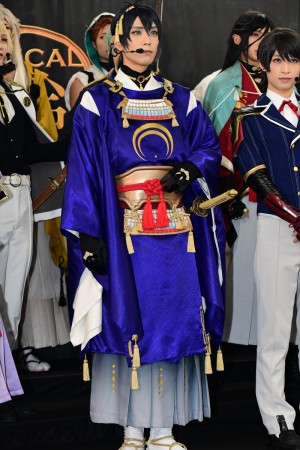 ミュージカル『刀剣乱舞』 ～真剣乱舞祭2018～　最終公演前会見に登壇した三日月宗近（黒羽麻璃央）