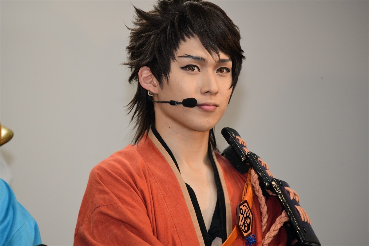 黒羽麻璃央、『刀剣乱舞』紅白出場に「楽しみに待っていてくれ」