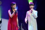 （左から）「ホリNS月曜祭2018」に登場した小島瑠璃子、荻野由佳